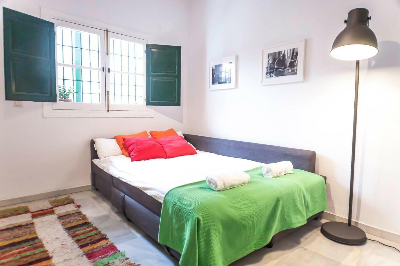Archeros Suite Seville Exterior photo